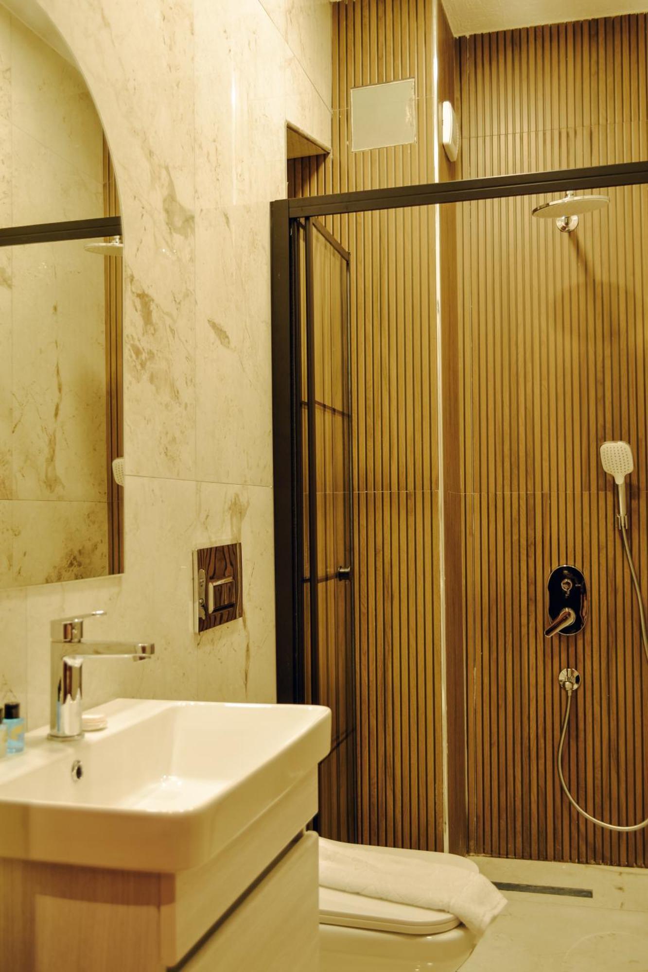 איסטמבול Galata Calm Tale Hotel מראה חיצוני תמונה