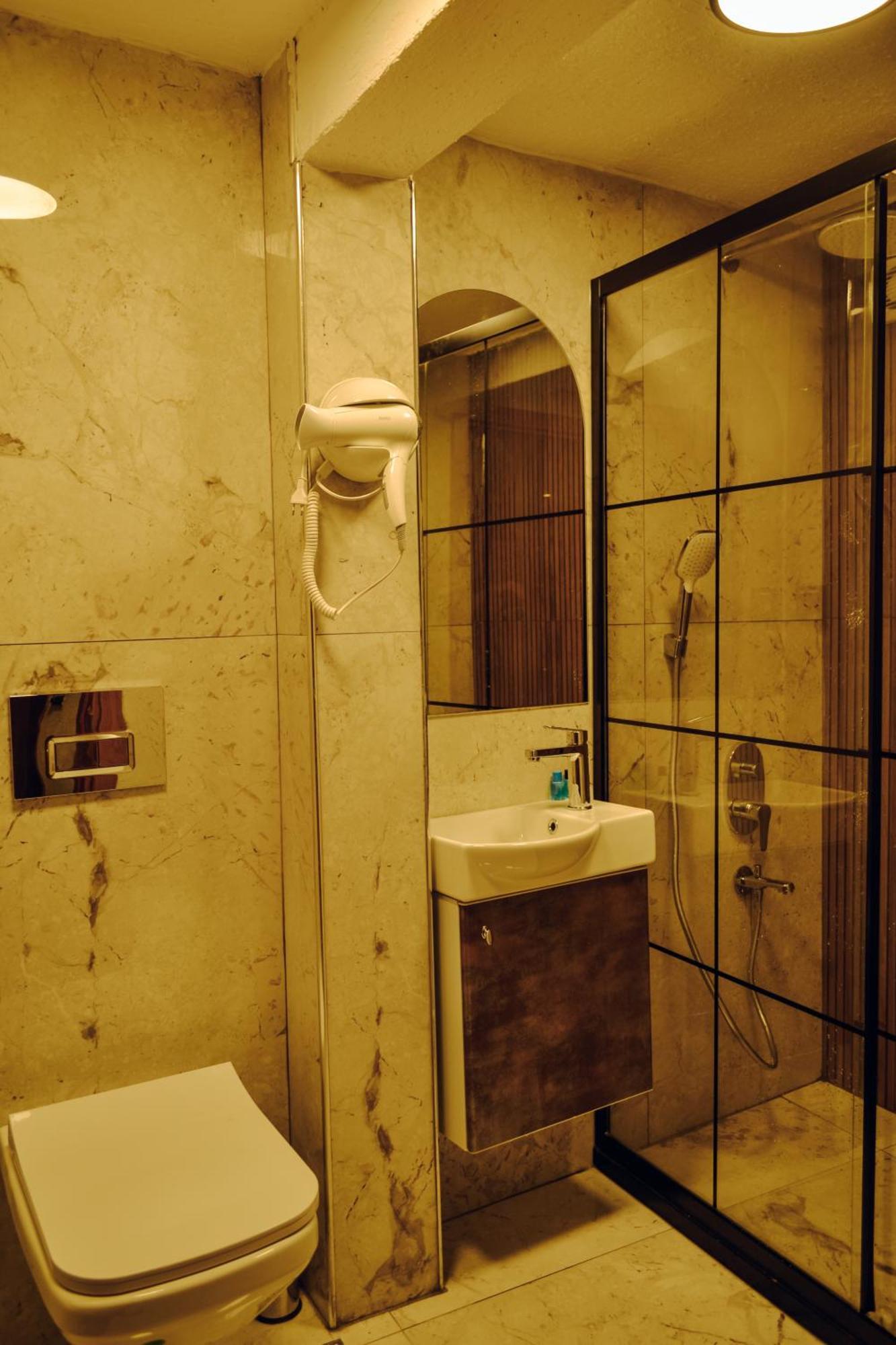 איסטמבול Galata Calm Tale Hotel מראה חיצוני תמונה